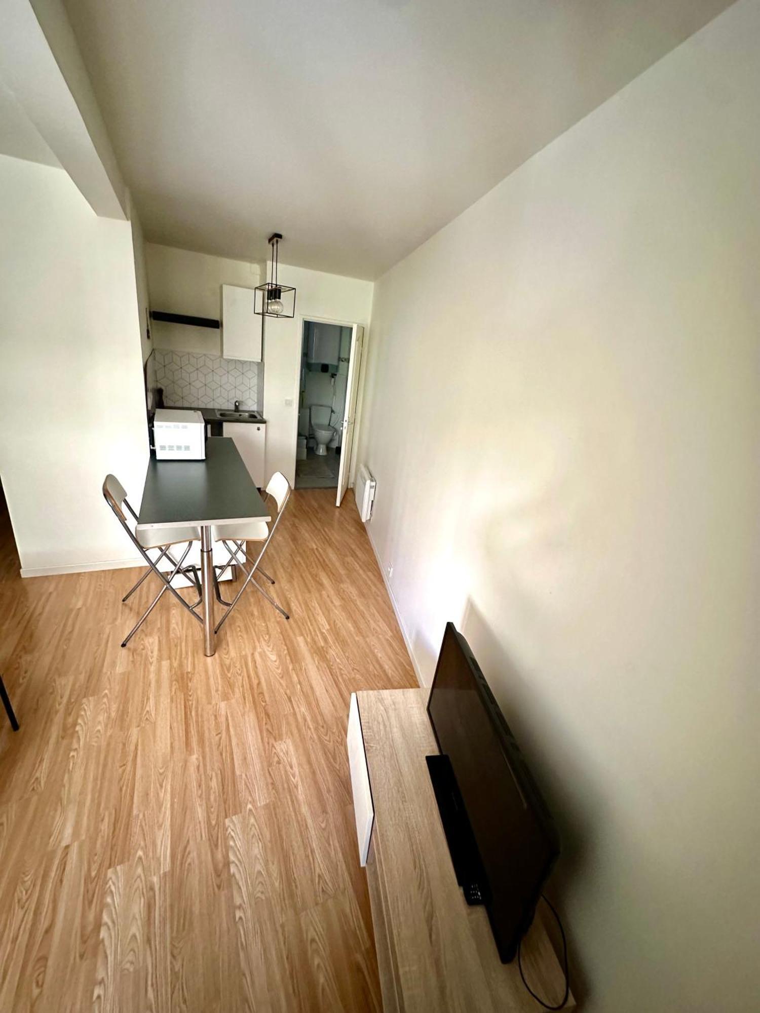 Magnifique Studio Lumineux Et Confortable Au Coeur Du Centre-Ville De Toulon Exteriér fotografie